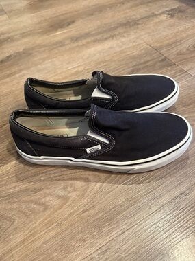 Vans Black Classic Slip-On Shoes Men’s Size 9.5